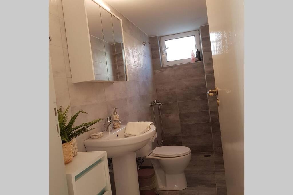 Ellis With Private Entrance And Veranda Apartamento La Canea