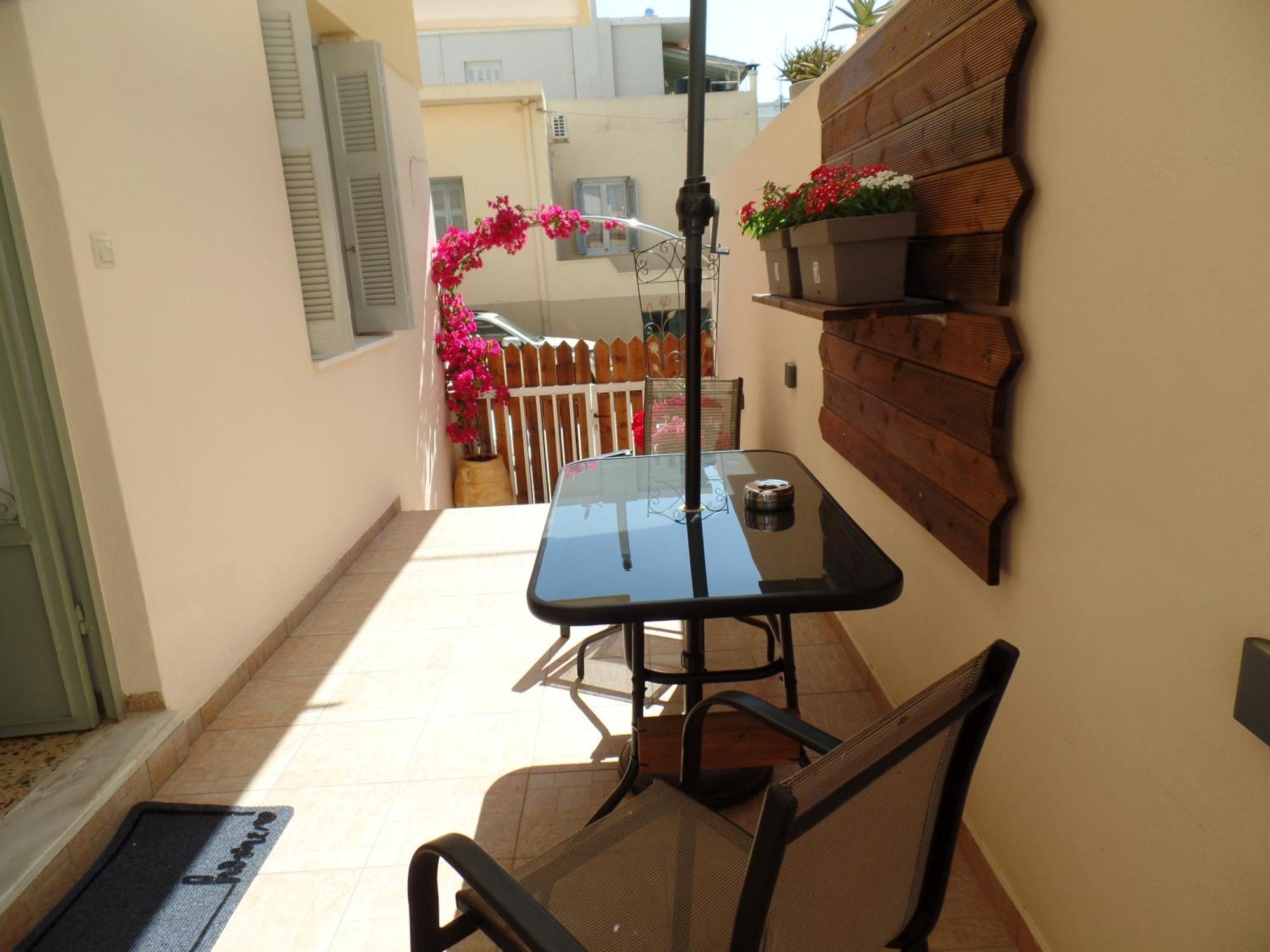 Ellis With Private Entrance And Veranda Apartmán Chania (Crete)